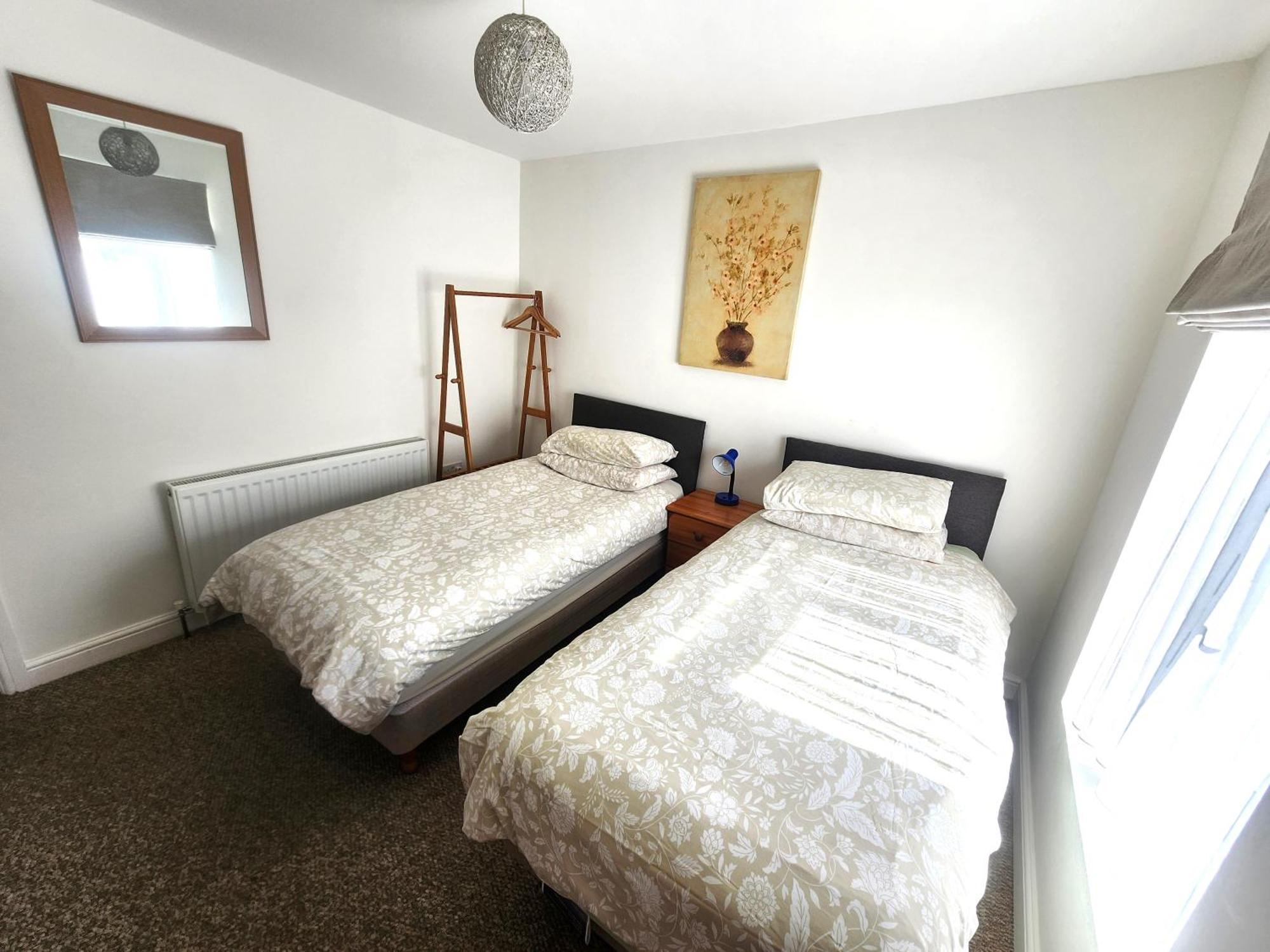 Bassett Flat With 2 Bedrooms And Superfast Wi-Fi ซิททิงบอร์น ภายนอก รูปภาพ